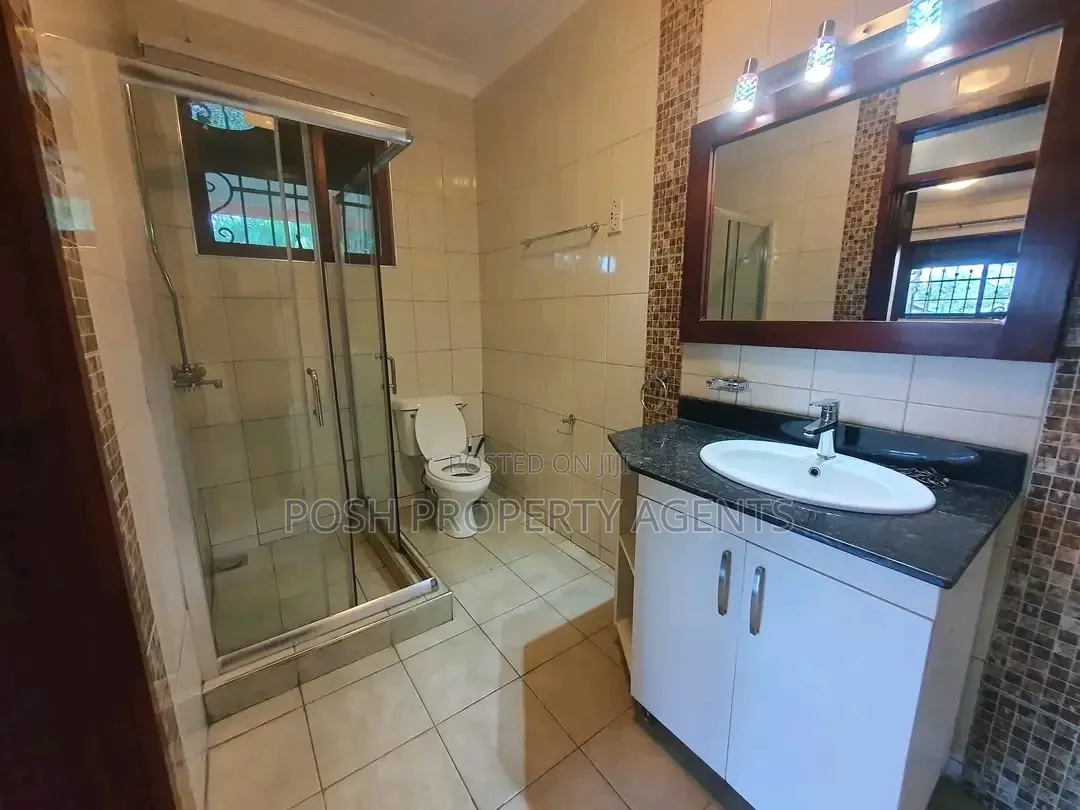 4bdrm Duplex in Ntinda, Central Division for rent
