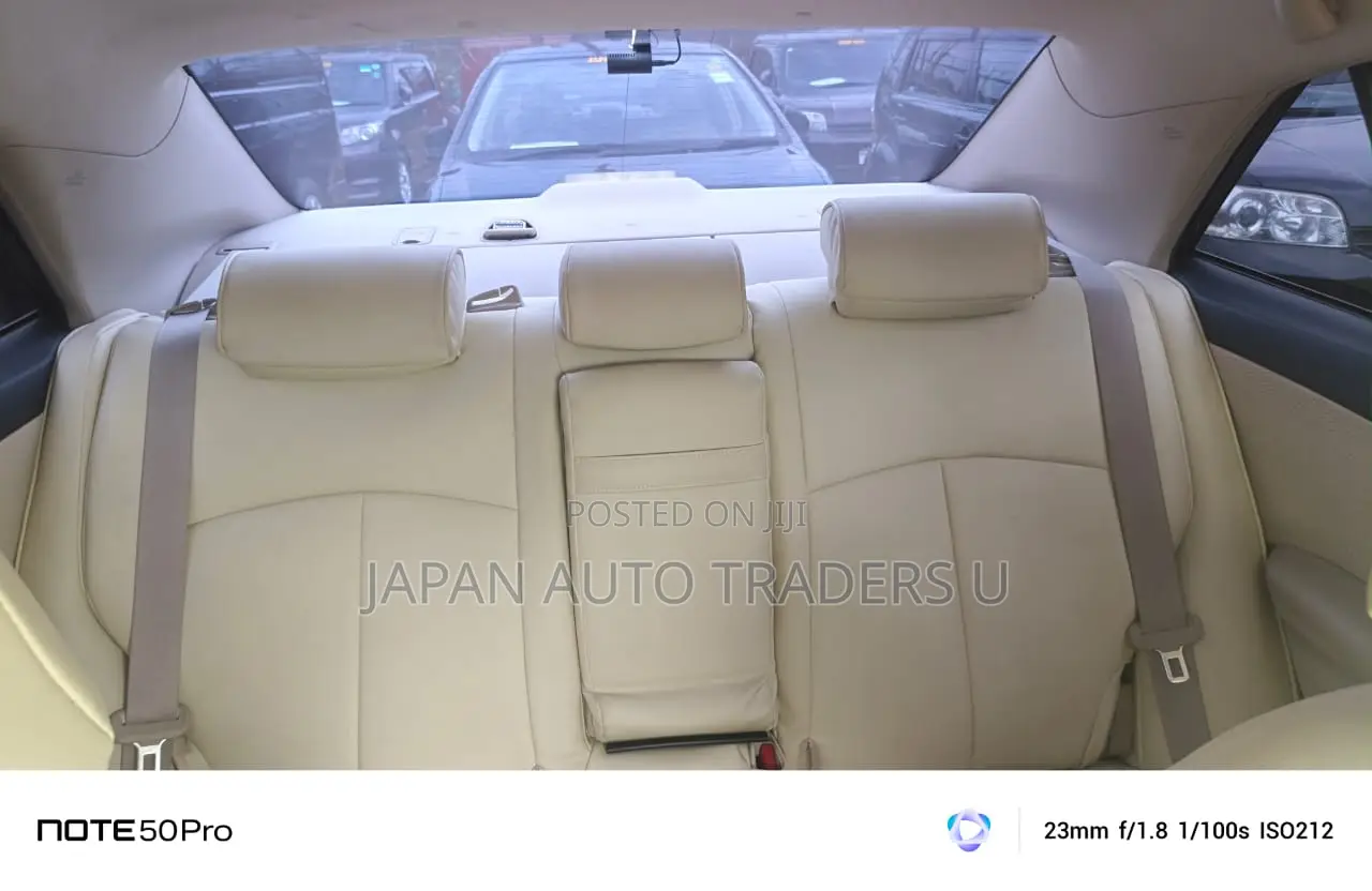 Toyota Premio 1.8 AWD 2013 Gray