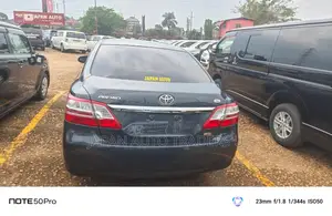 Toyota Premio 1.8 AWD 2013 Gray