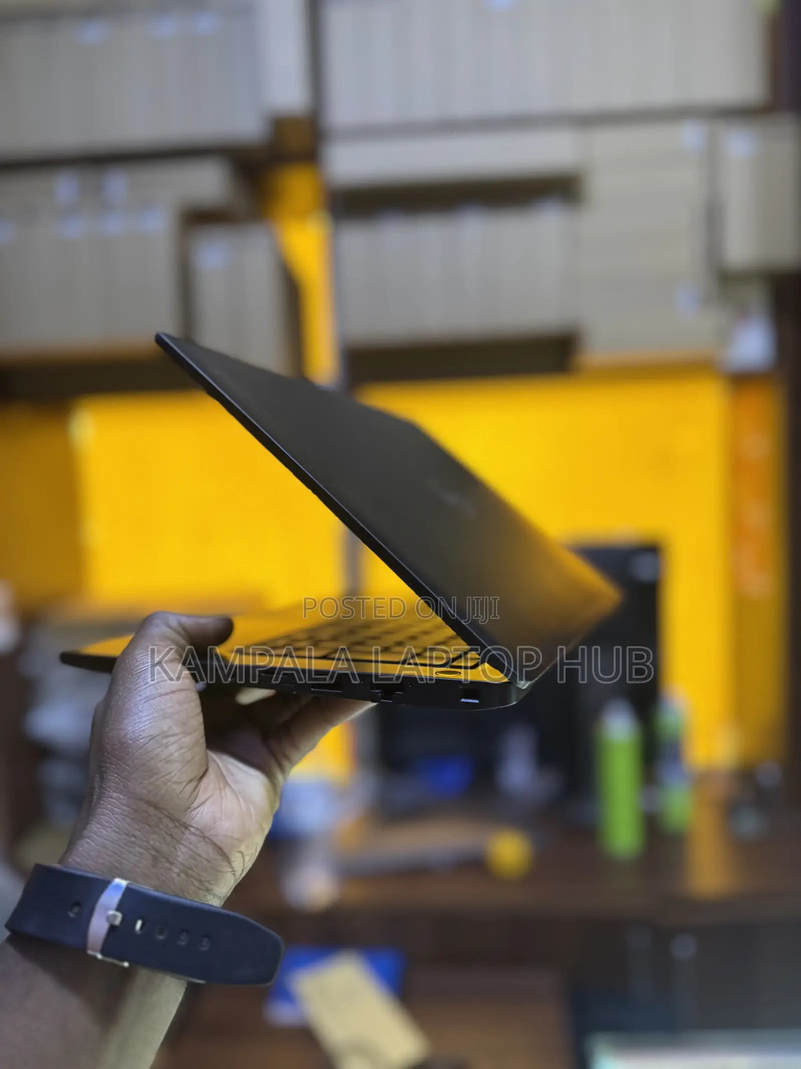 Laptop Dell Latitude 7390 8GB Intel Core i7 SSD 512GB