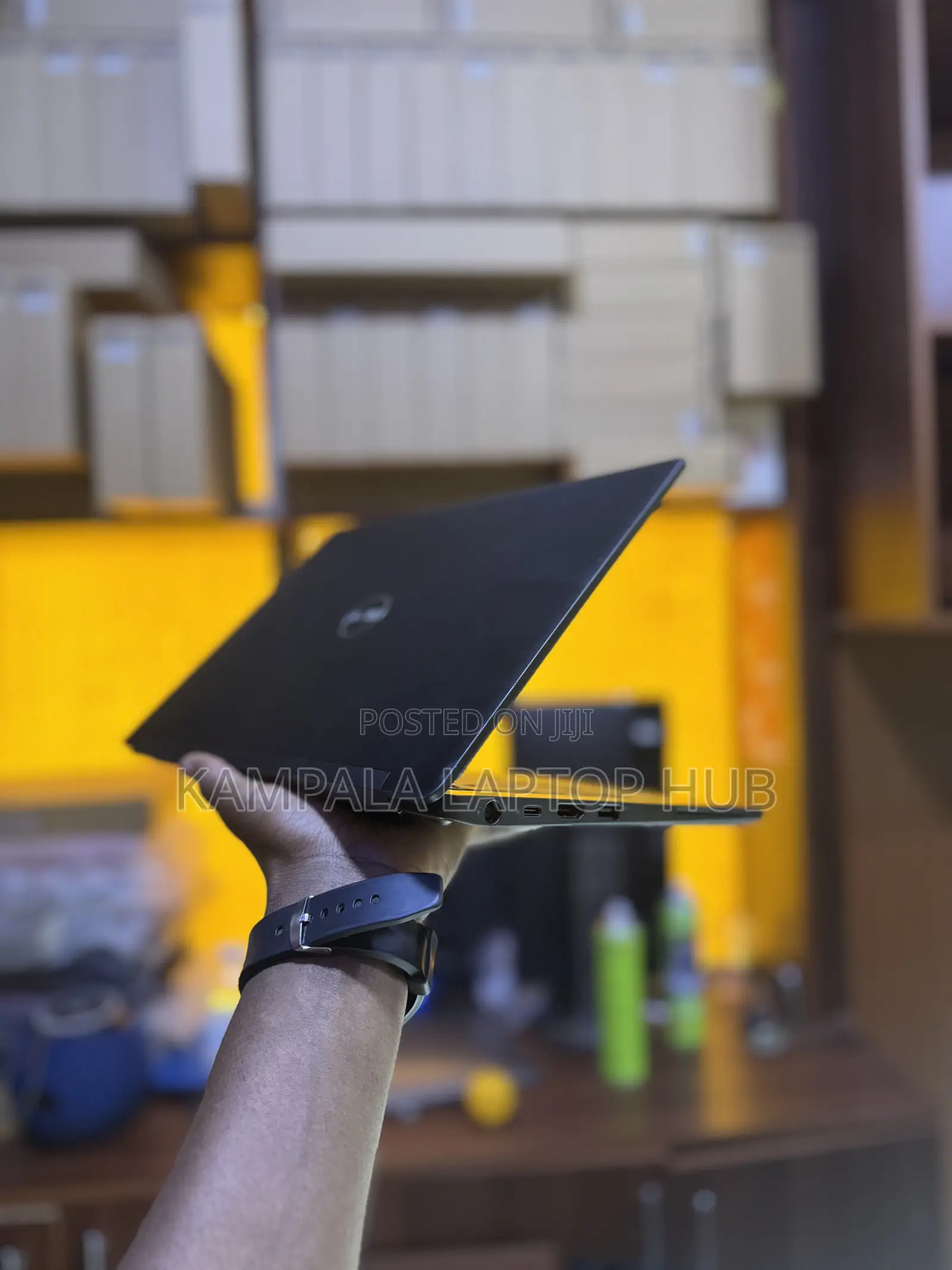 Laptop Dell Latitude 7390 8GB Intel Core i7 SSD 512GB