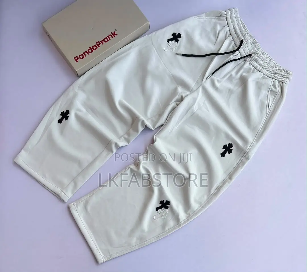 Unique Men’s Wide Sweater Pants