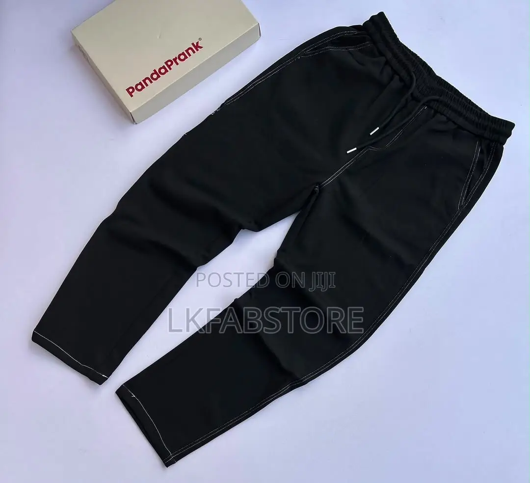 Unique Men’s Wide Sweater Pants