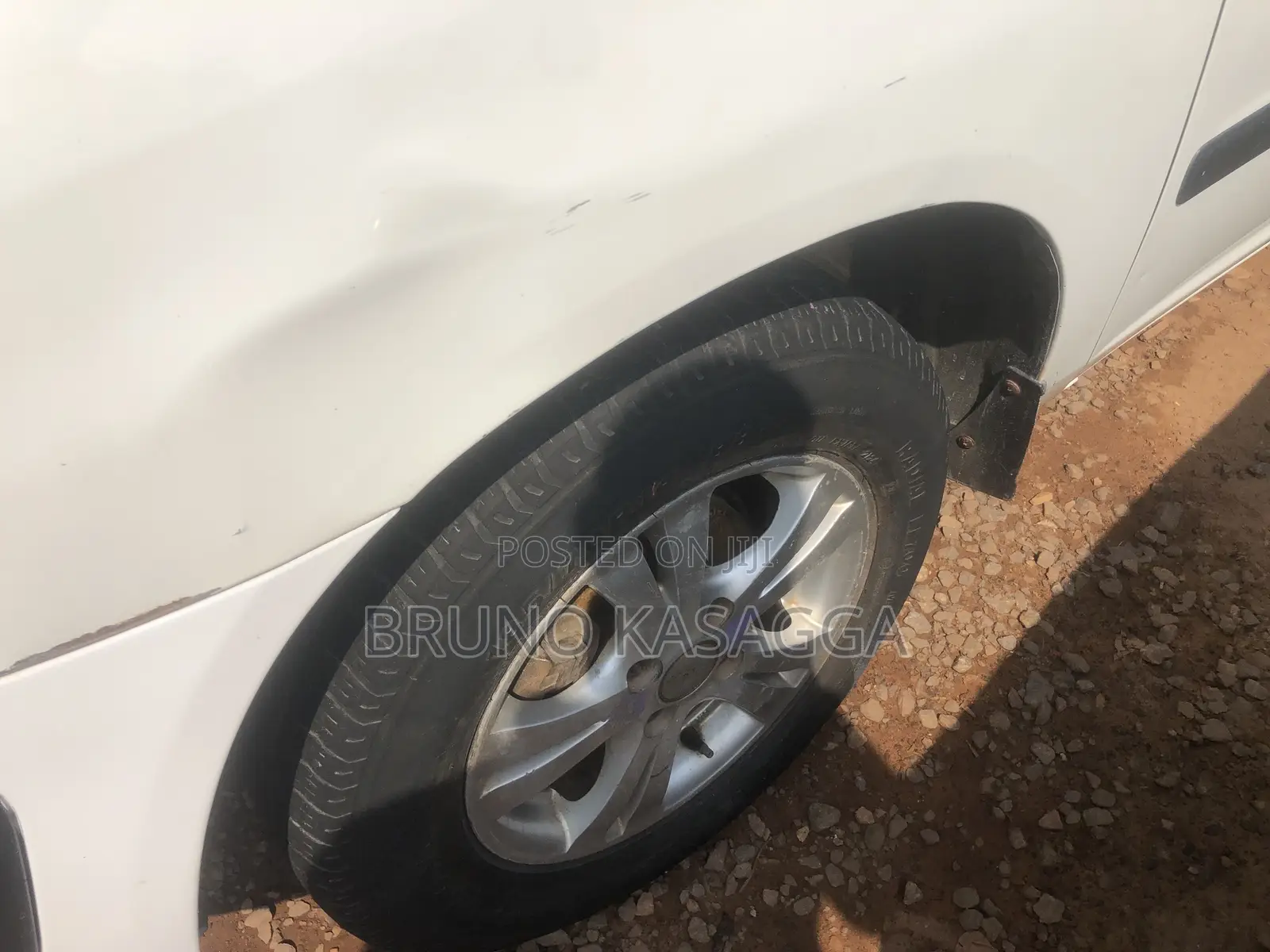 Toyota Succeed 2001 White