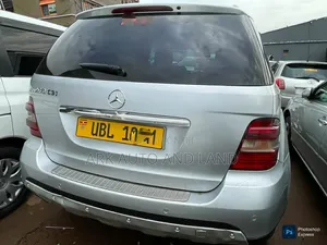 Mercedes-Benz M Class 2006 Silver