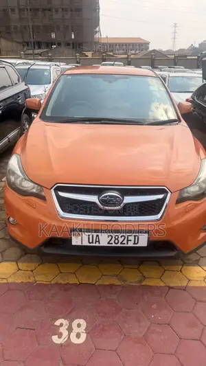 Subaru XV 2012 Orange