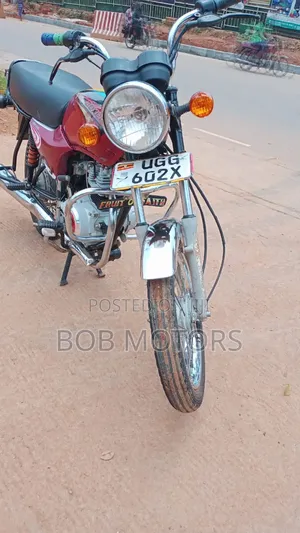 Bajaj Boxer 2023 Red