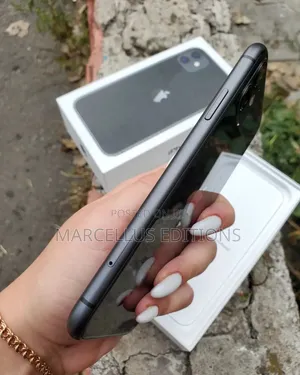 Apple iPhone 11 64 GB Black