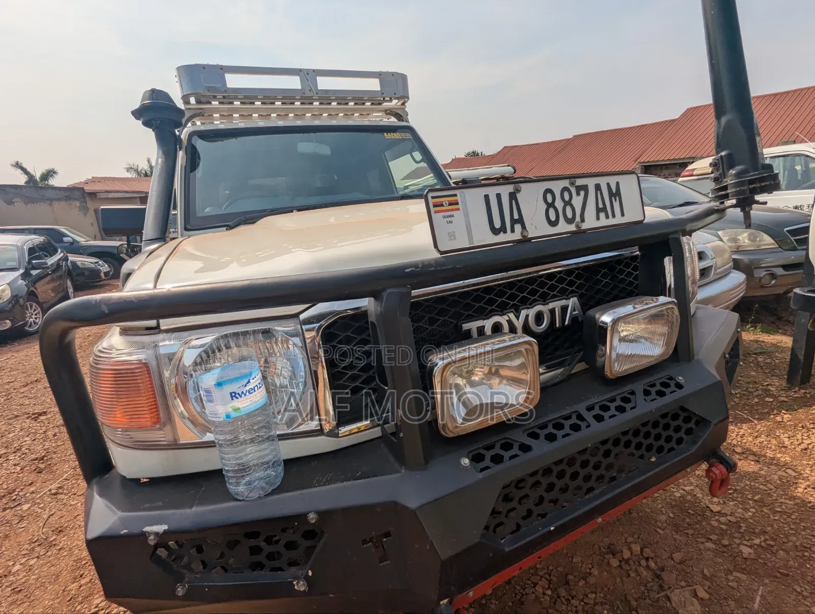 Toyota Land Cruiser Prado 2013 White