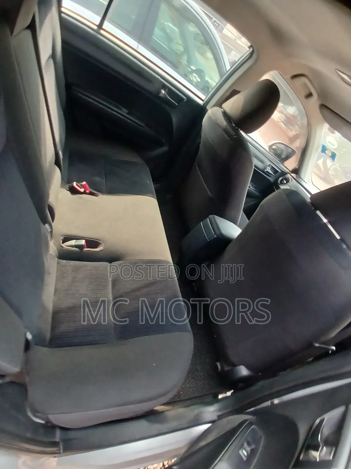 Toyota Corolla Fielder 2016 Silver