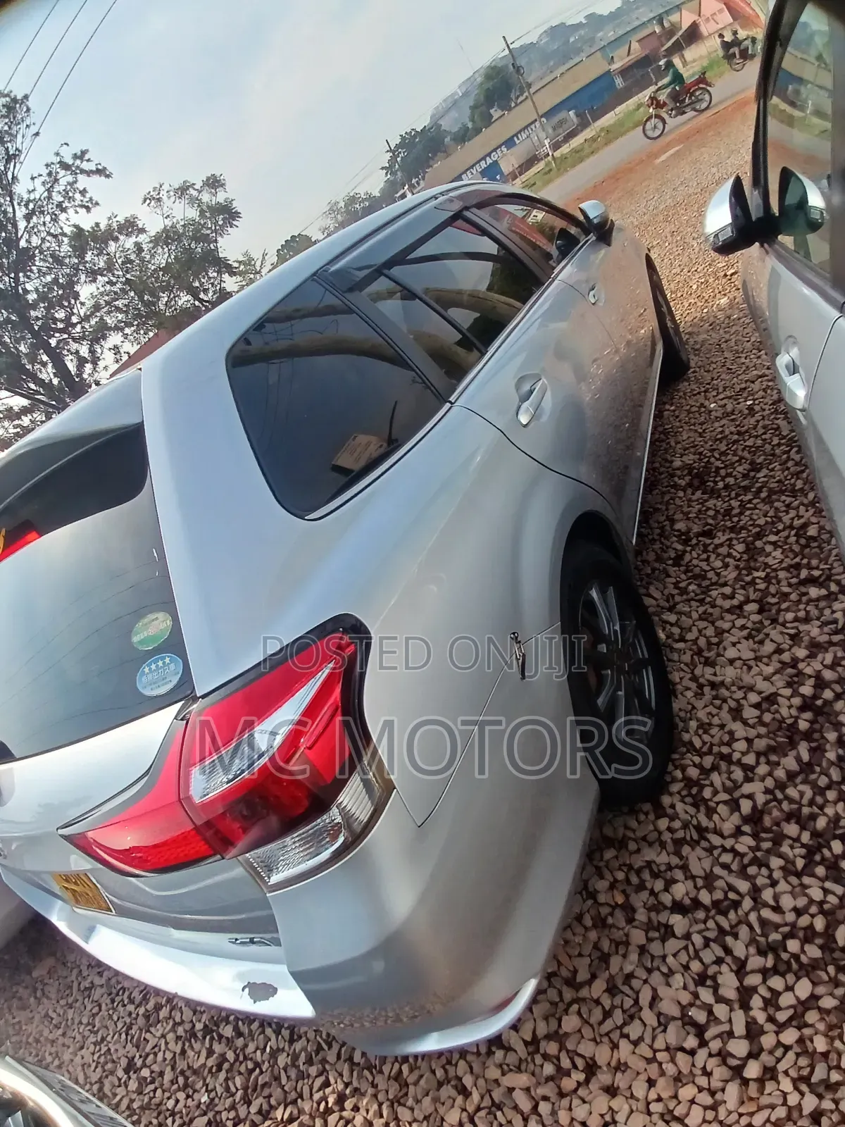 Toyota Corolla Fielder 2016 Silver