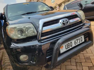Toyota Hilux Surf 2.7 SSR 2009 Black