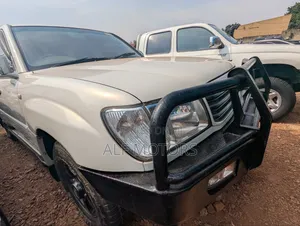 Toyota Land Cruiser Prado 2001 White