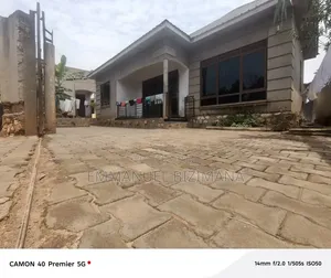 Furnished 3bdrm Bungalow in Kira, Central Division for sale