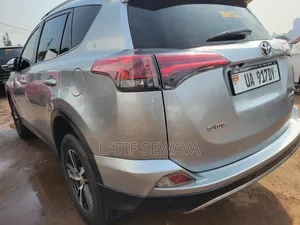 Toyota RAV4 SV Premium 2014 Silver