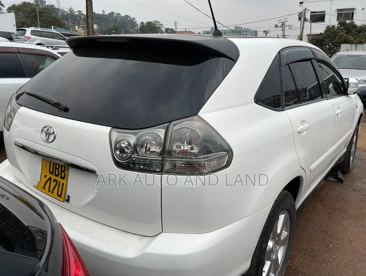 Toyota Harrier 2006 White