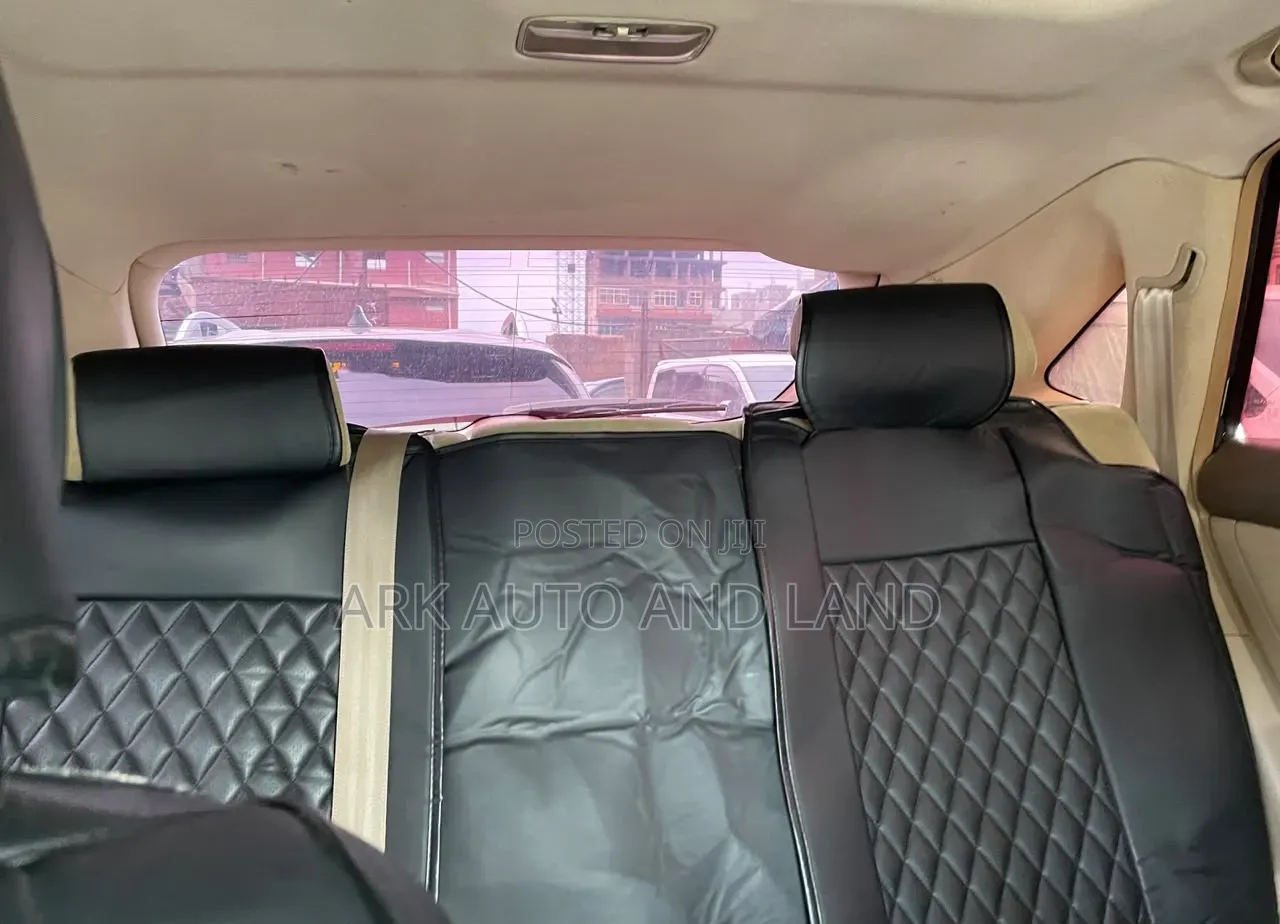 Toyota Harrier 2006 White