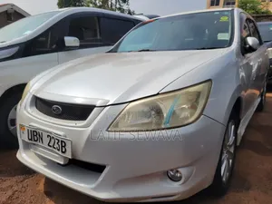 Subaru Exiga 2010 White