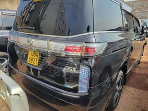 Nissan Elgrand SV Premium 2014 Black