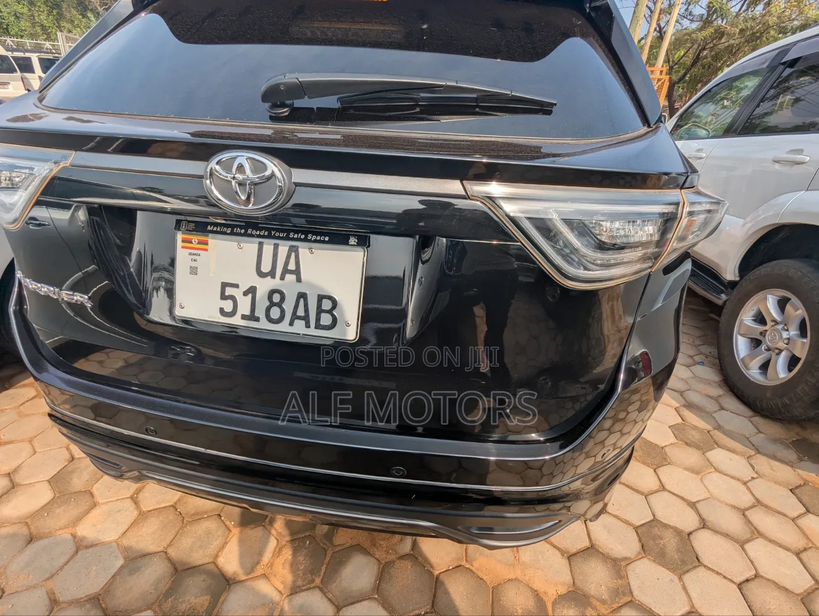 Toyota Harrier 2016 Black