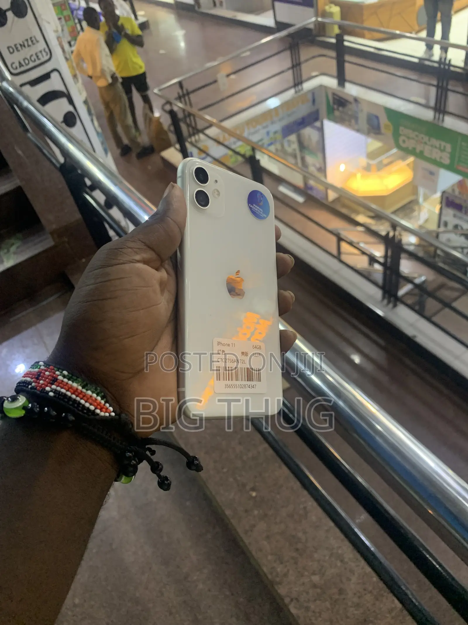 New Apple iPhone 11 64 GB White