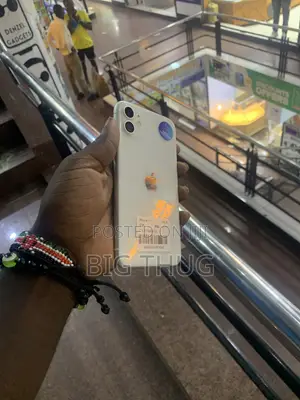 New Apple iPhone 11 64 GB White