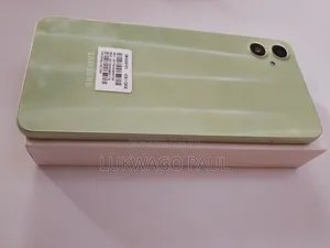 New Samsung Galaxy A05 128 GB Green