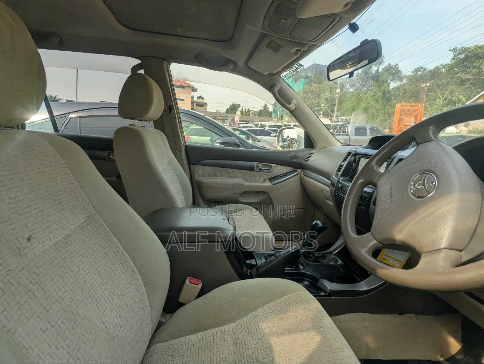 Toyota Land Cruiser Prado 2001 White