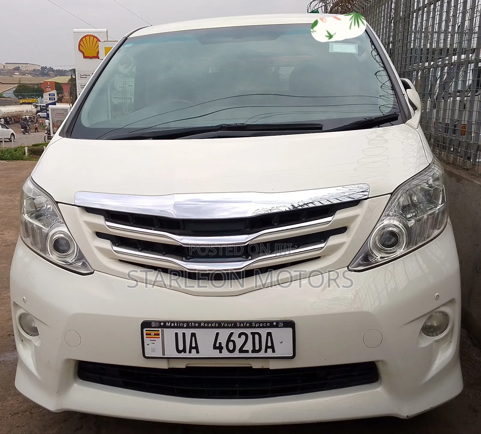 Toyota Alphard 2010 White