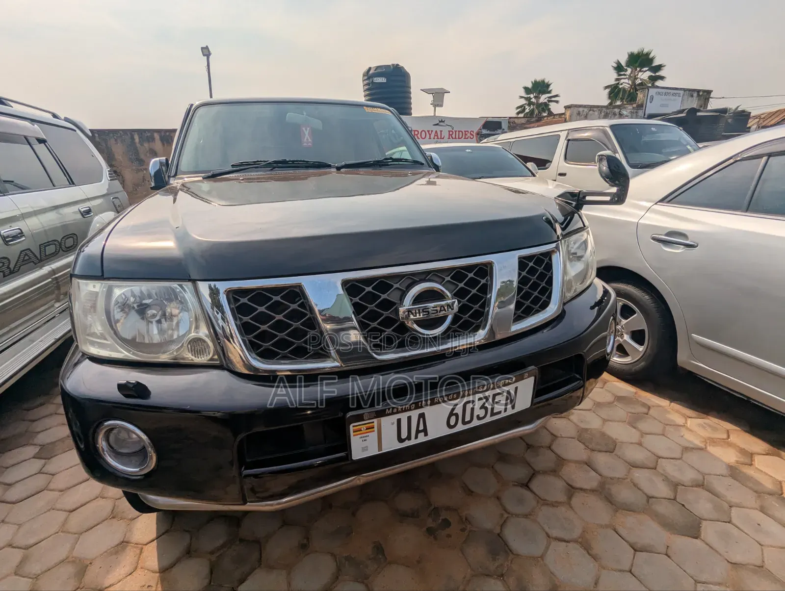 Nissan Patrol 2014 Black