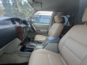 Nissan Patrol 2014 Black