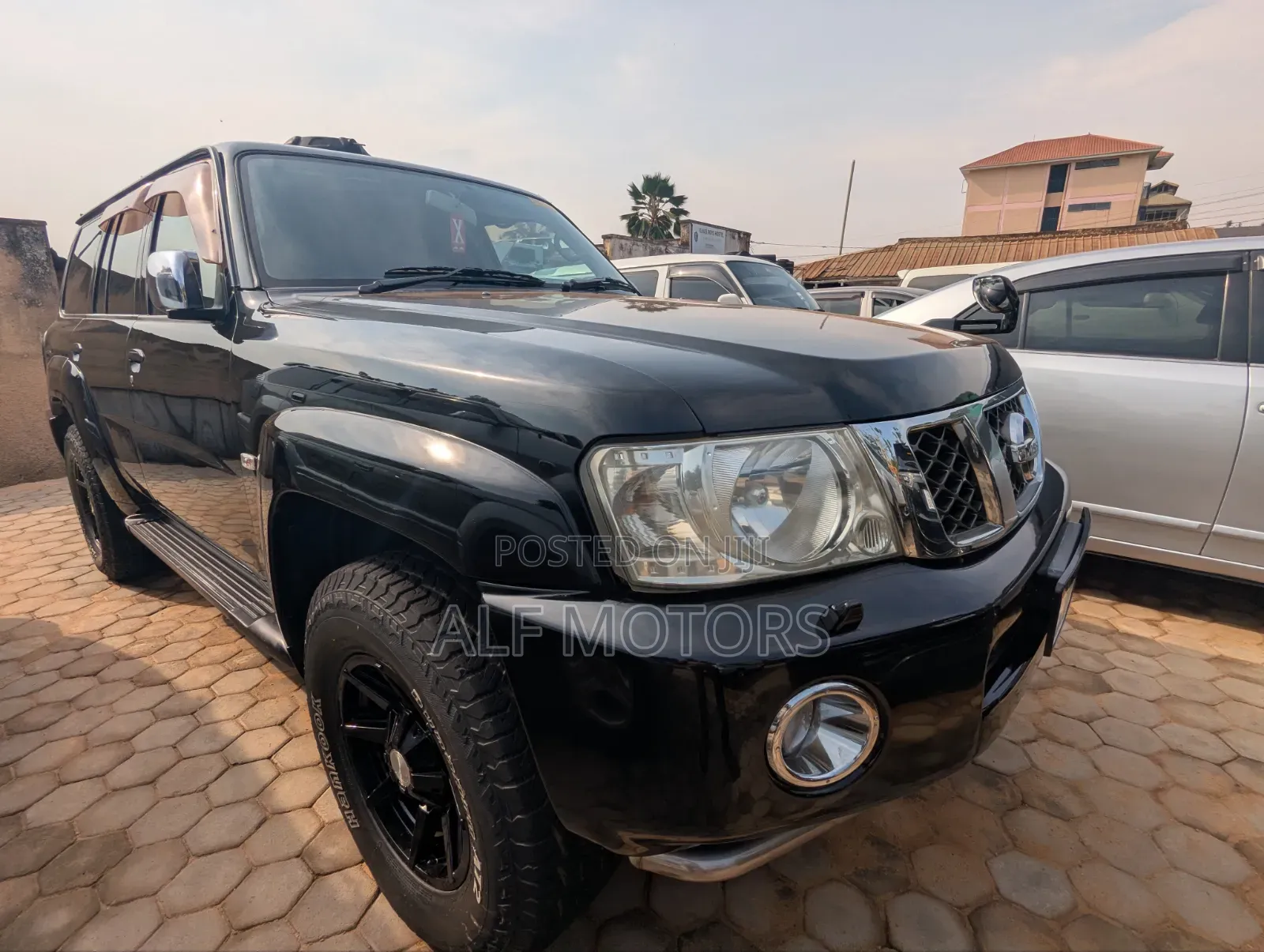 Nissan Patrol 2014 Black