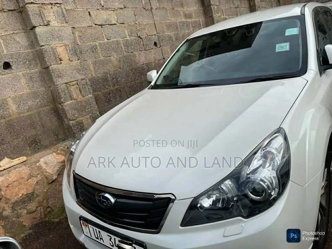 Subaru Outback 2012 White