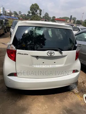 Toyota Ractis 2012 White