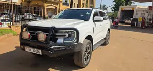 New Ford Everest 2023 White