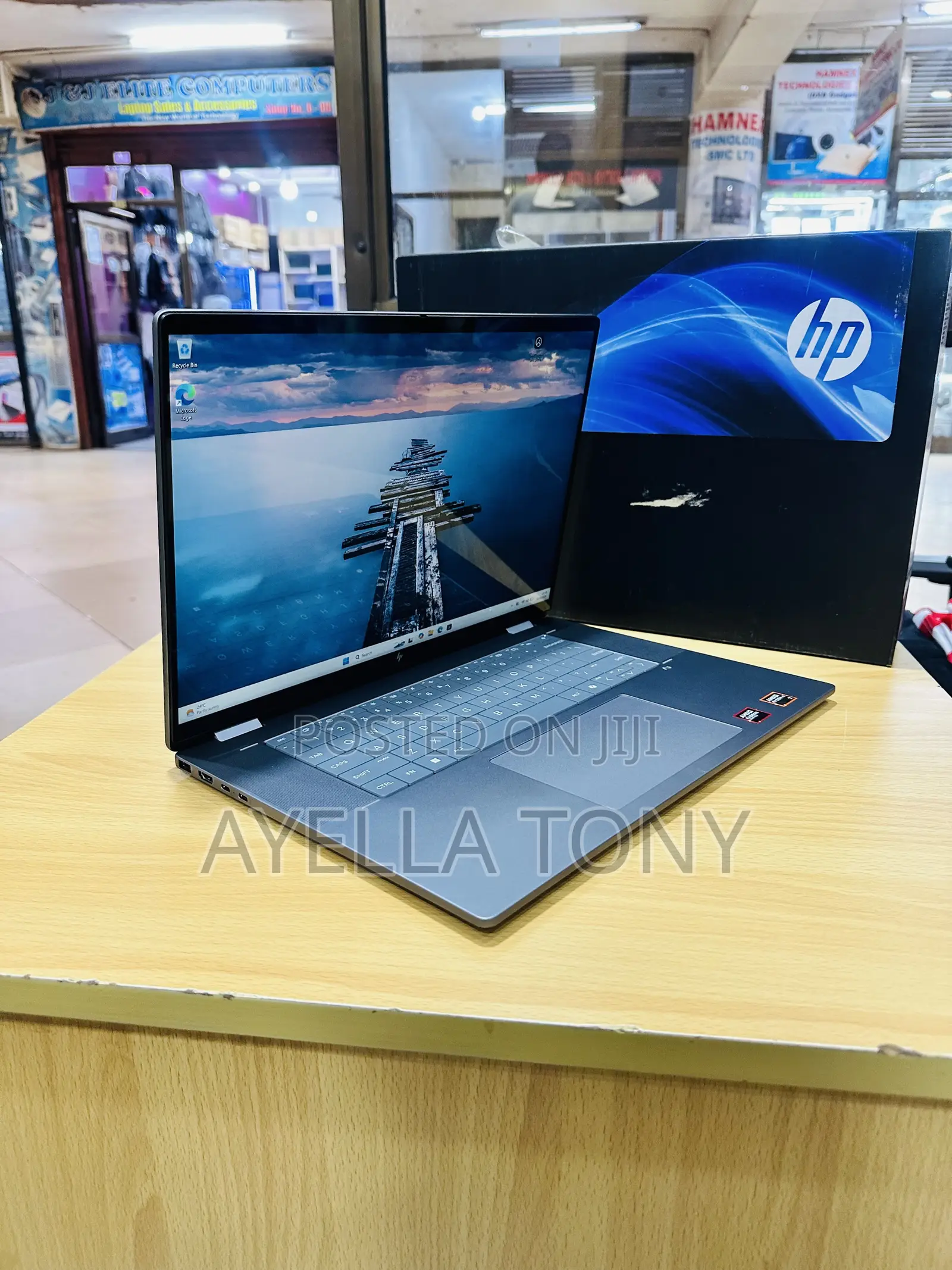 New Laptop HP OmniBook X Flip 16" 16GB AMD Ryzen 7 SSD 2T