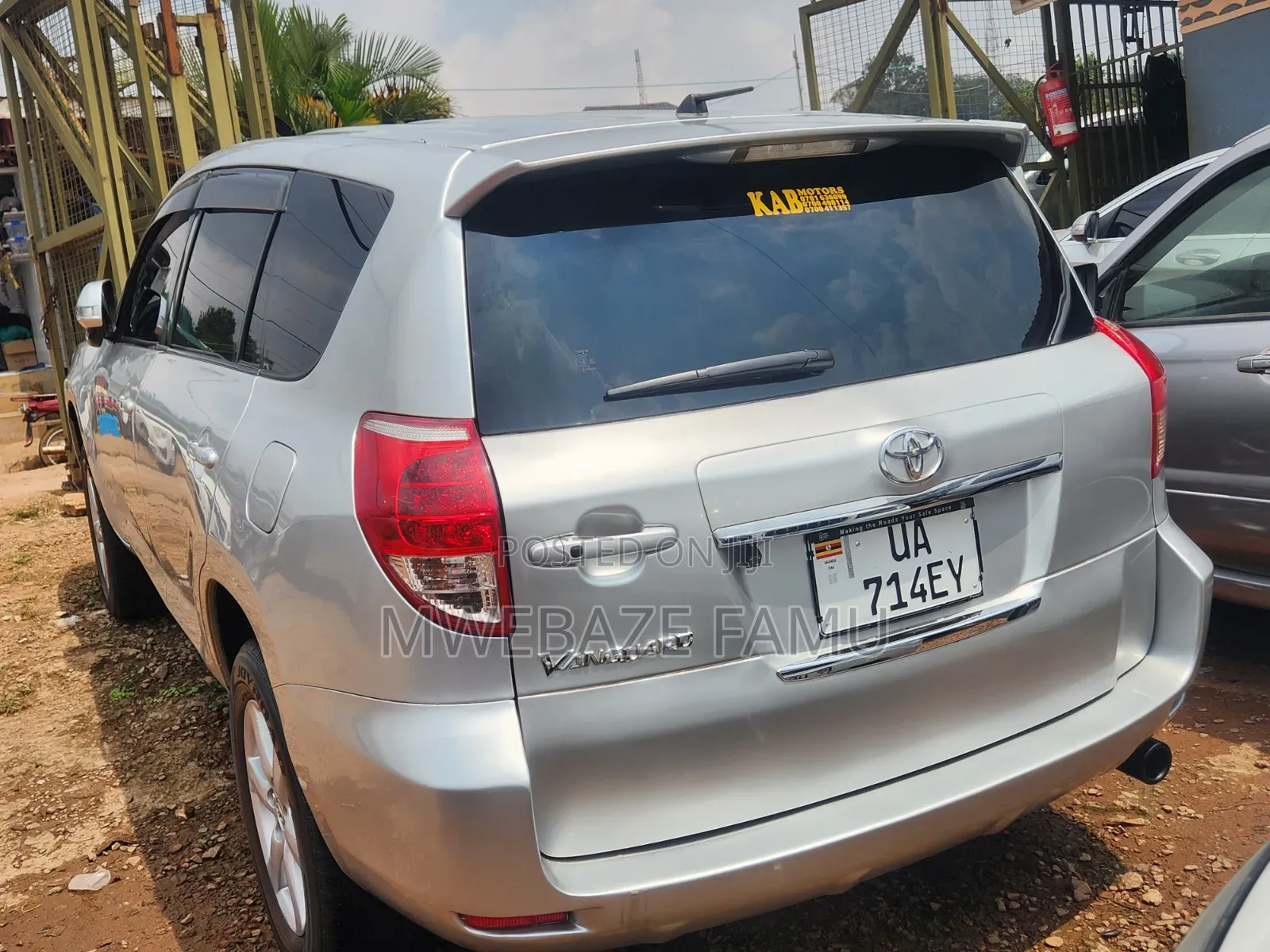 Toyota Vanguard 2009 Silver