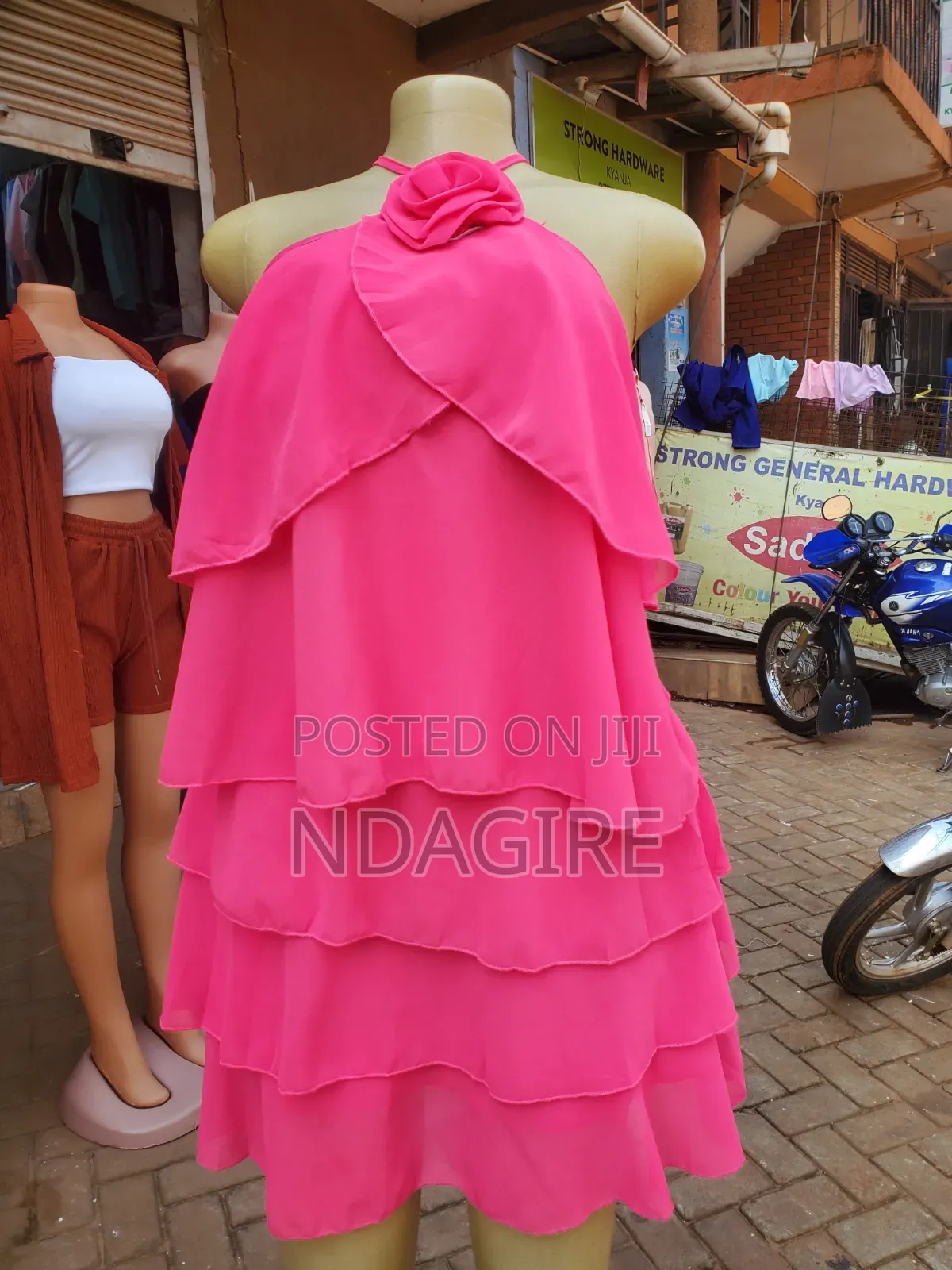Flowly Dress