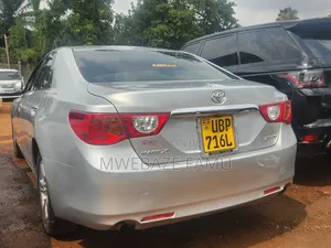 Toyota Mark X 2010