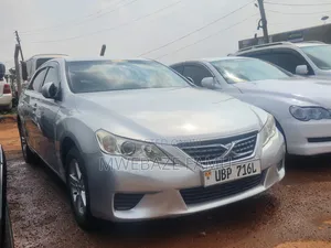 Toyota Mark X 2010