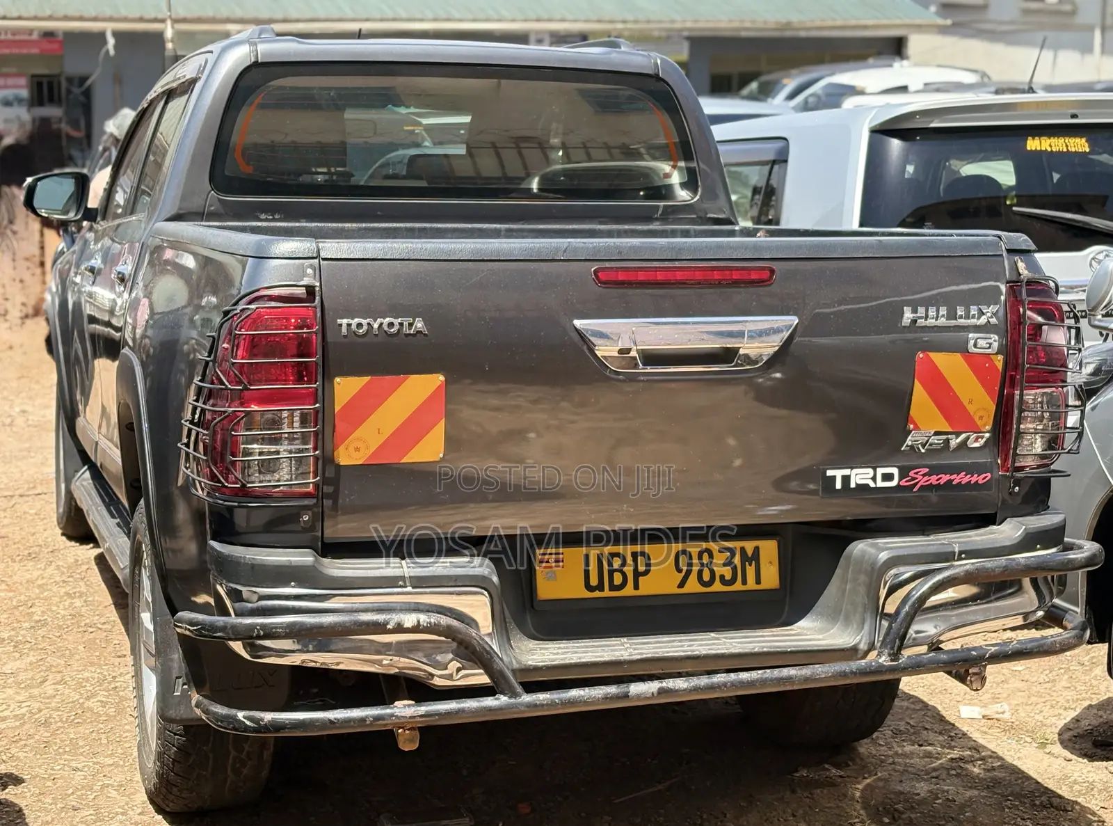 Toyota Hilux Revo Double Cab Deisel 2.8 AWD 2017 Gray