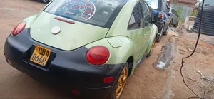 Volkswagen Beetle 2000 Green