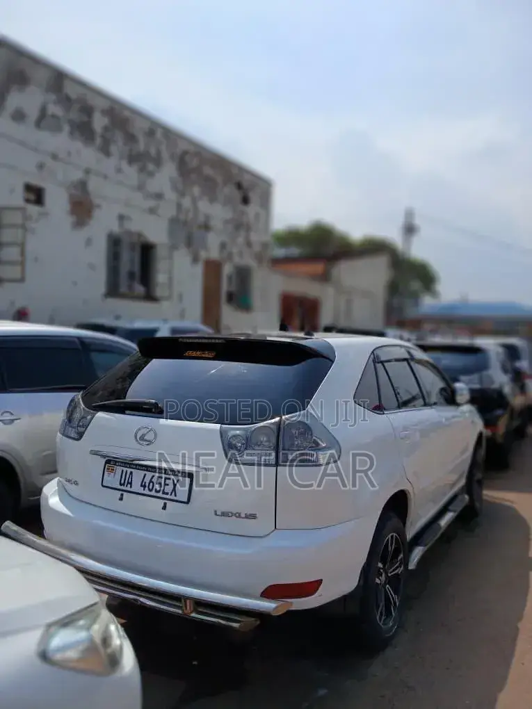 Toyota Harrier 2011 White
