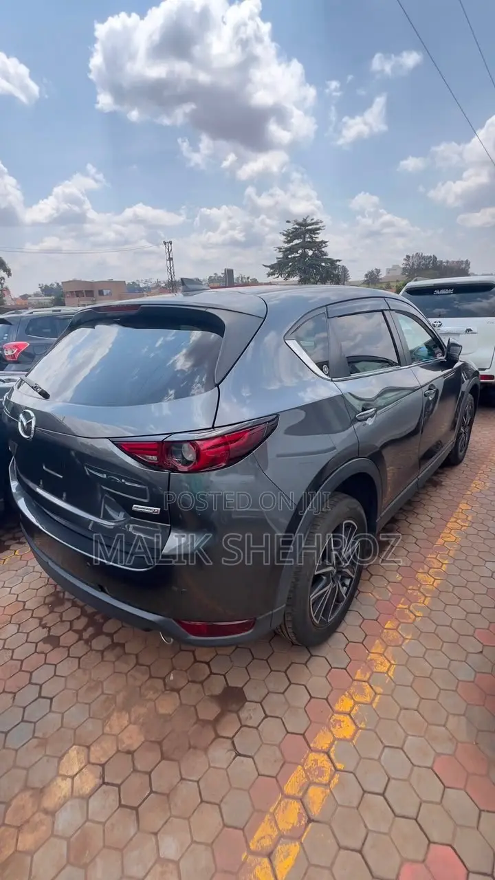 Mazda CX-5 2.2 Diesel FWD 2017 Gray