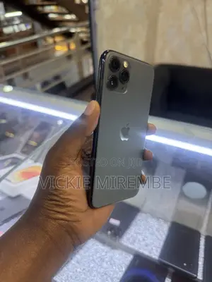 Apple iPhone 11 Pro 64 GB Green