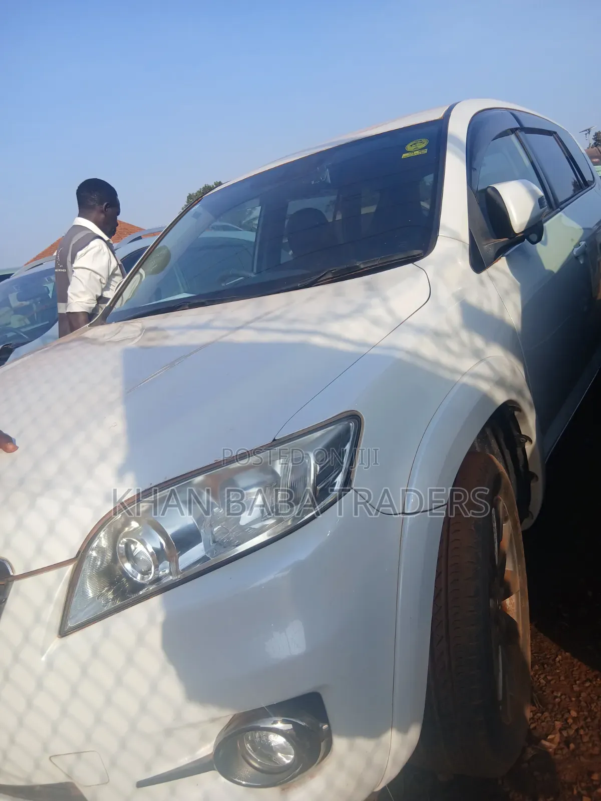 Toyota Vanguard 2013 White