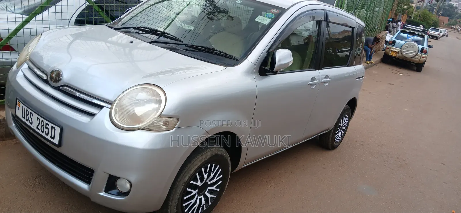 Toyota Sienta 2008 Silver