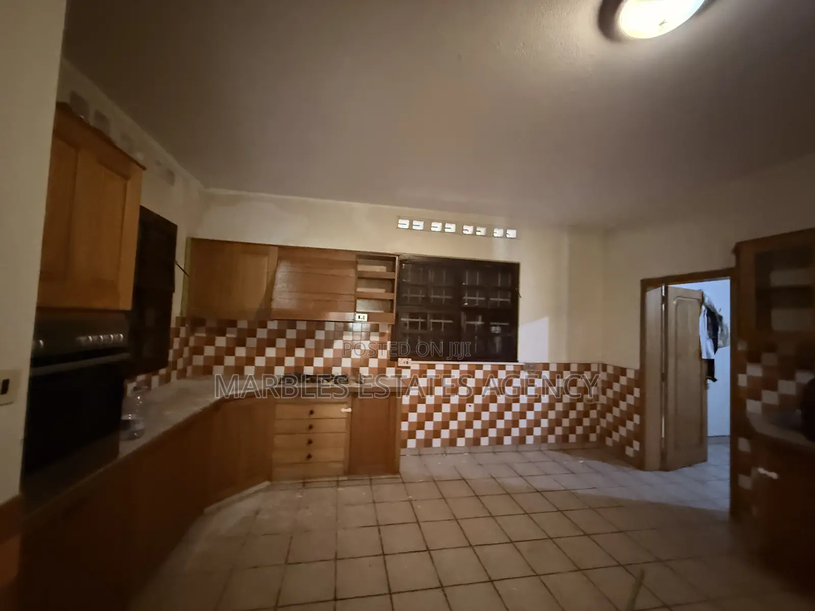 5bdrm House in Mbuya, Central Division for rent