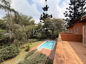 5bdrm House in Mbuya, Central Division for rent
