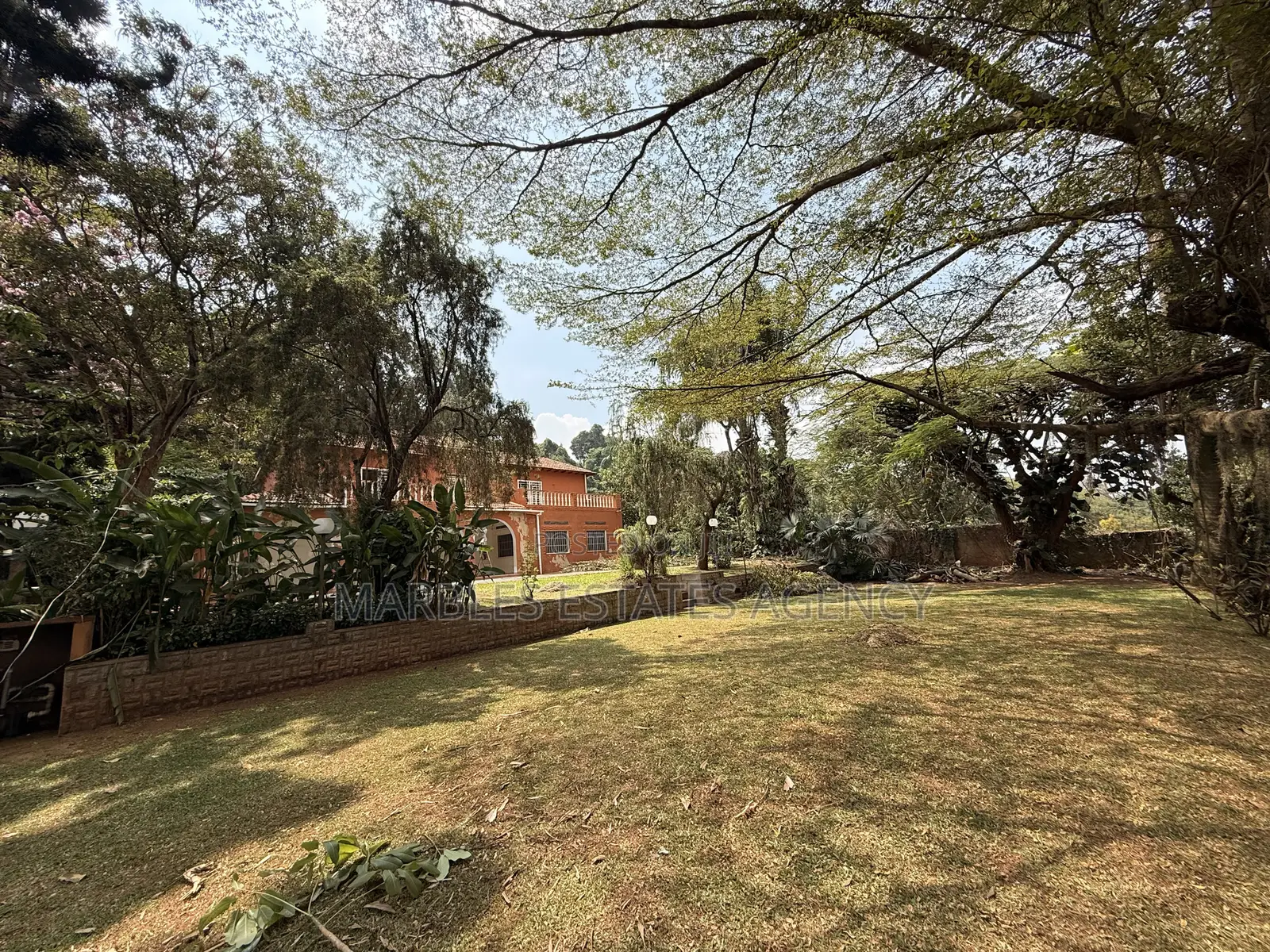 5bdrm House in Mbuya, Central Division for rent